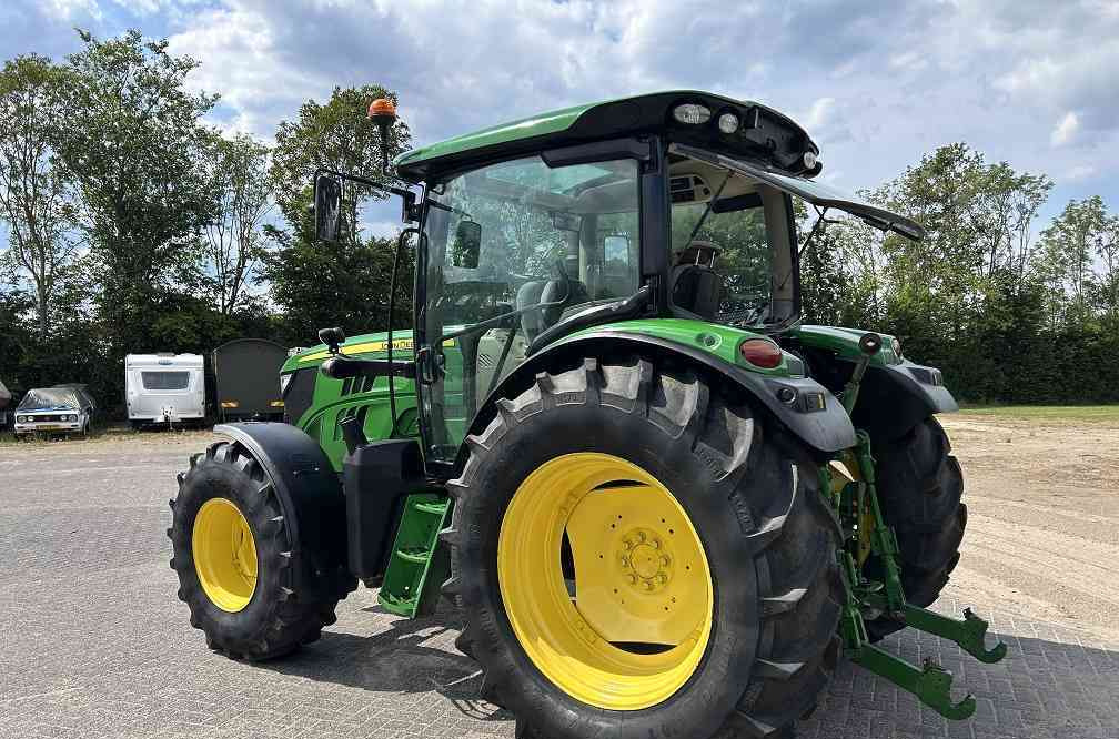 John Deere 6115R 6.115R - Tractor: foto 2 John Deere 6115R 6.115R - Tractor: foto 2