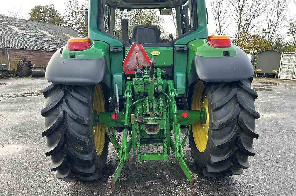 John Deere 6220 premium, 7500 uur MARGEPRIJS - Tractor: foto 3 John Deere 6220 premium, 7500 uur MARGEPRIJS - Tractor: foto 3