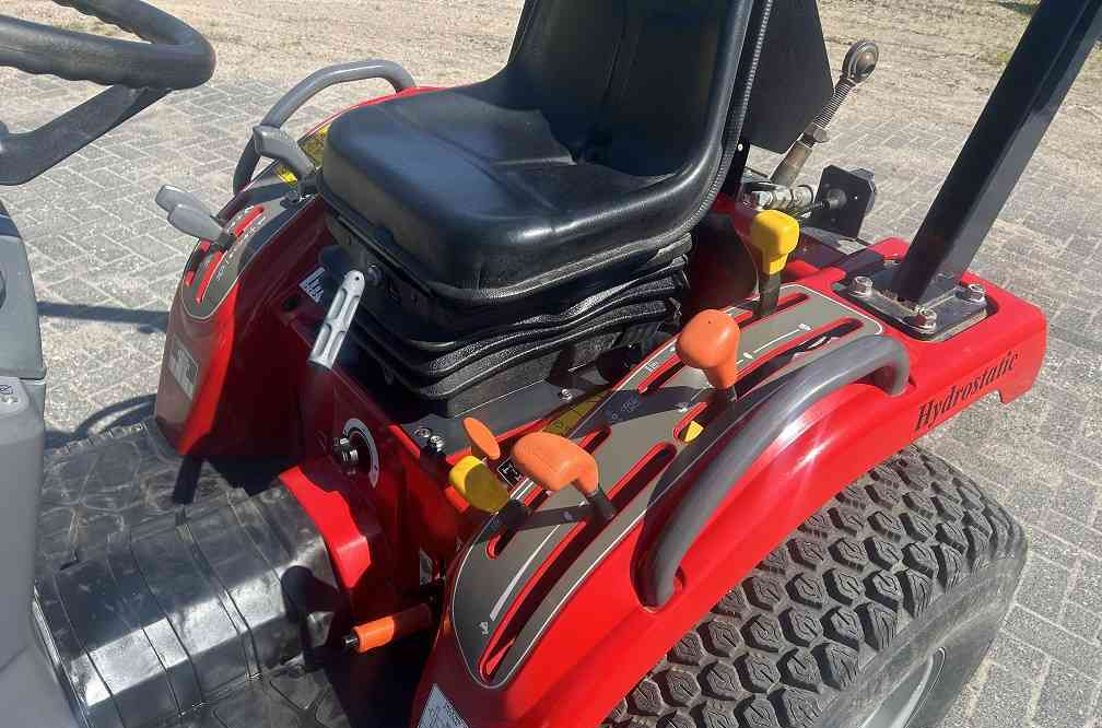 Tractor Massey Ferguson 1525 hydrostaat: foto 6