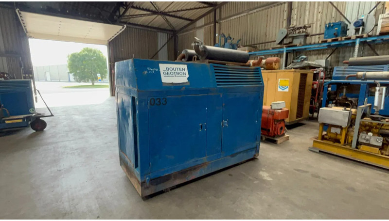 Bredenoord Bredenoord aggregaat BRD 70 KVA Deutz F5L413 - Generador industriale: foto 2 Bredenoord Bredenoord aggregaat BRD 70 KVA Deutz F5L413 - Generador industriale: foto 2
