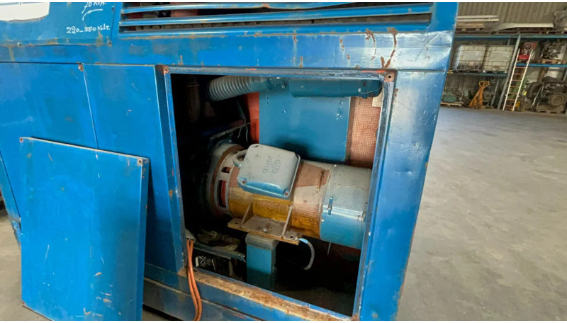 Generador industriale Bredenoord Bredenoord aggregaat BRD 70 KVA Deutz F5L413: foto 16