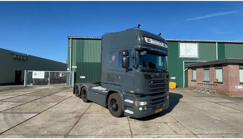Scania R730 Clean Nordic Scania R730 trekker BLACK ON GREY - Cabeza tractora: foto 1 Scania R730 Clean Nordic Scania R730 trekker BLACK ON GREY - Cabeza tractora: foto 1