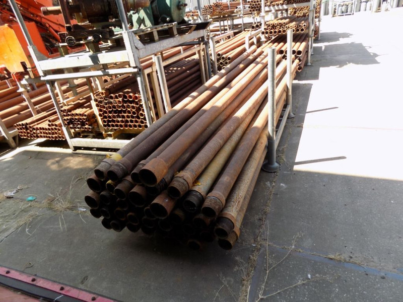 Diversen boorpijp drilling pipe - Perforadora: foto 1 Diversen boorpijp drilling pipe - Perforadora: foto 1