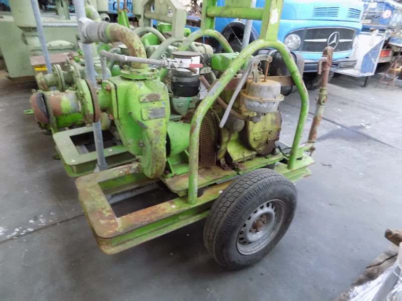 Vuilwaterpomp centrifugaal pomp unit (durty water pump) diesel - Bomba de agua: foto 1 Vuilwaterpomp centrifugaal pomp unit (durty water pump) diesel - Bomba de agua: foto 1