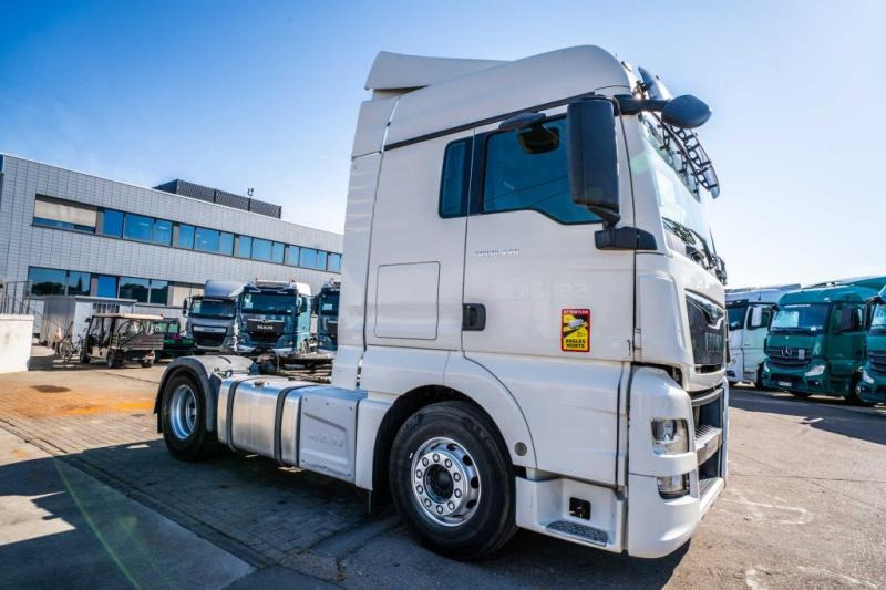 MAN TGX 18.440 + VOITH - Cabeza tractora: foto 2 MAN TGX 18.440 + VOITH - Cabeza tractora: foto 2