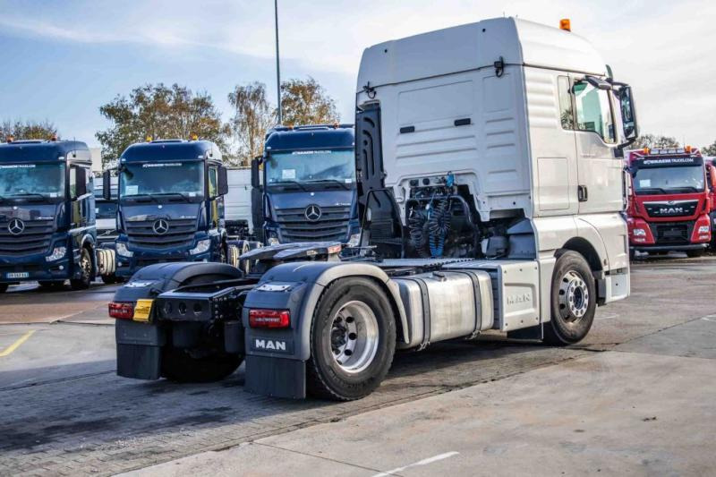 MAN TGX 18.440 XLX BLS + INTARDER - Cabeza tractora: foto 4 MAN TGX 18.440 XLX BLS + INTARDER - Cabeza tractora: foto 4
