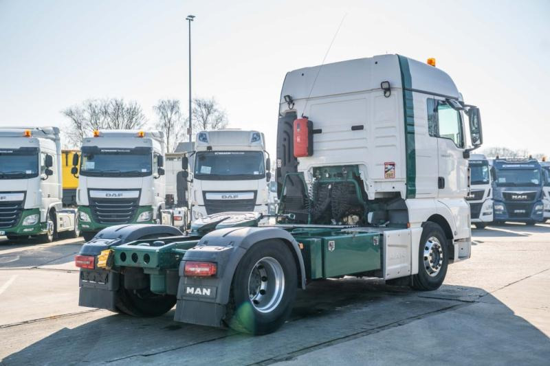 MAN TGX 18.460 XLX BLS -INTARDER-ADR - Cabeza tractora: foto 4 MAN TGX 18.460 XLX BLS -INTARDER-ADR - Cabeza tractora: foto 4