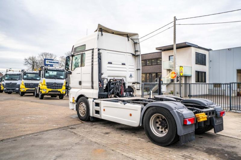 Cabeza tractora MAN TGX 18.460 XXL BLS: foto 6