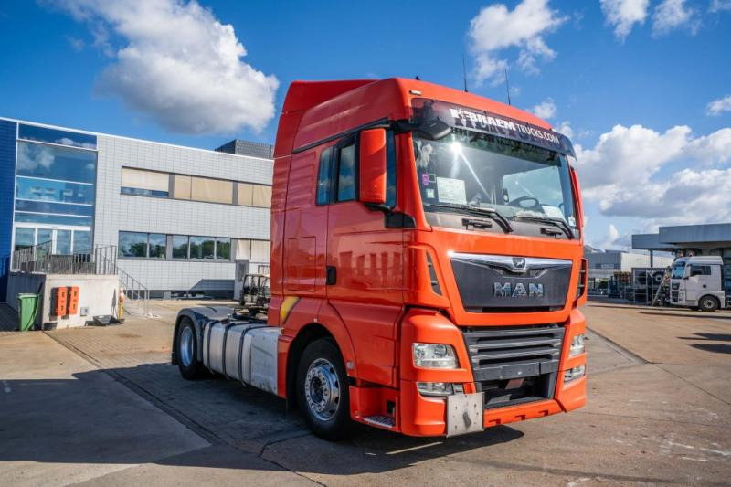 MAN TGX 18.470 XLX BLS+KIPHYDR. - Cabeza tractora: foto 2 MAN TGX 18.470 XLX BLS+KIPHYDR. - Cabeza tractora: foto 2