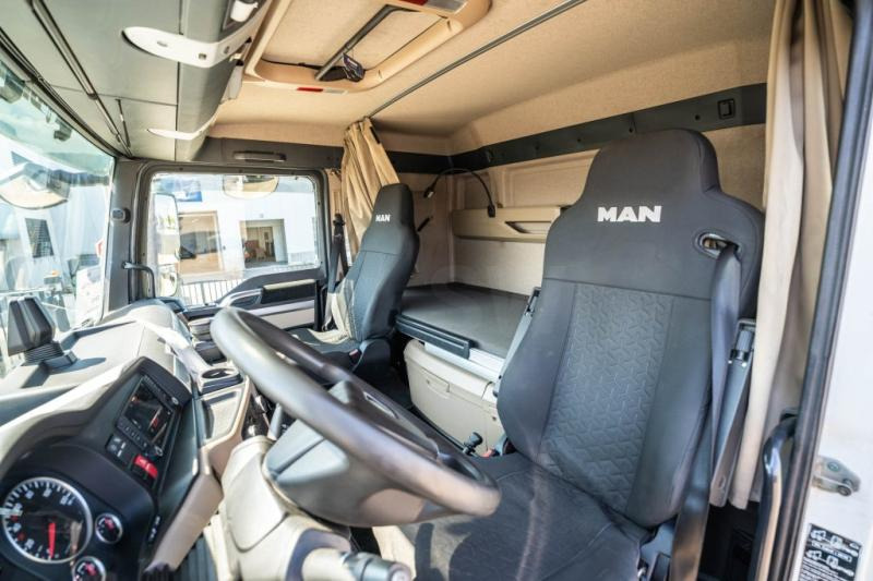 Cabeza tractora MAN TGX 18.510 BLS 4X4H+Kiphydr.: foto 8 Cabeza tractora MAN TGX 18.510 BLS 4X4H+Kiphydr.: foto 8