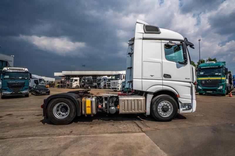 Mercedes ACTROS 1845 LS HAD+KIPHYDR. - Cabeza tractora: foto 3 Mercedes ACTROS 1845 LS HAD+KIPHYDR. - Cabeza tractora: foto 3