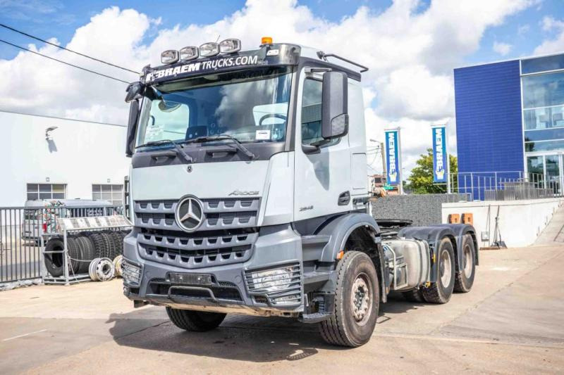 Mercedes AROCS 2648 LS - 6x4 - Cabeza tractora: foto 1 Mercedes AROCS 2648 LS - 6x4 - Cabeza tractora: foto 1