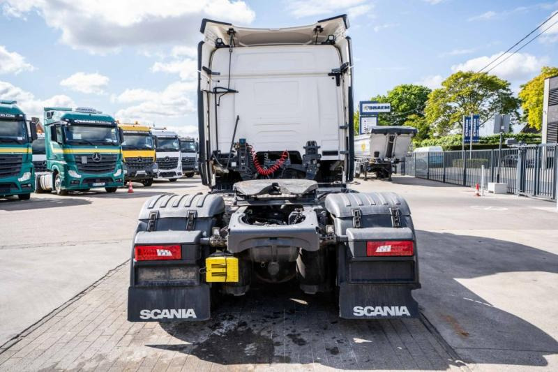 Scania R450 + KIPHYDR. - Cabeza tractora: foto 4 Scania R450 + KIPHYDR. - Cabeza tractora: foto 4