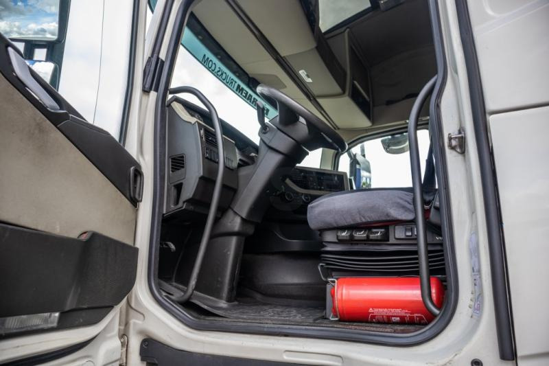 Cabeza tractora Volvo FH 420: foto 8