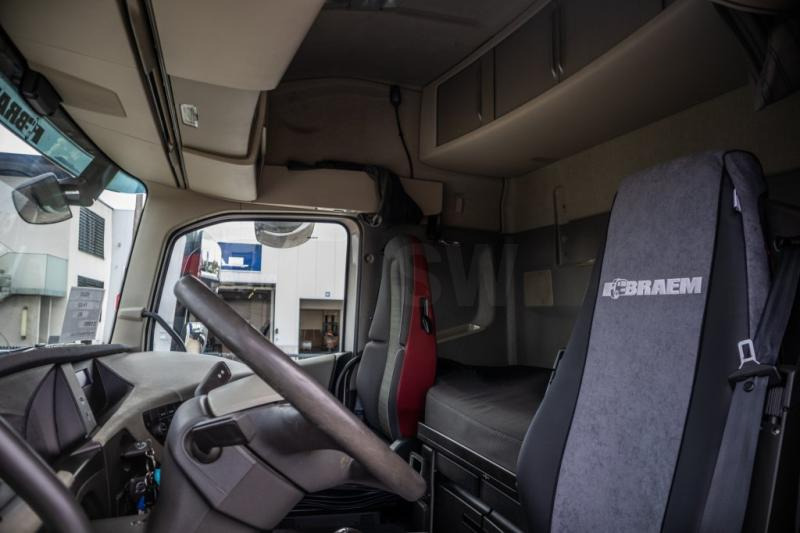 Cabeza tractora Volvo FH 420: foto 9