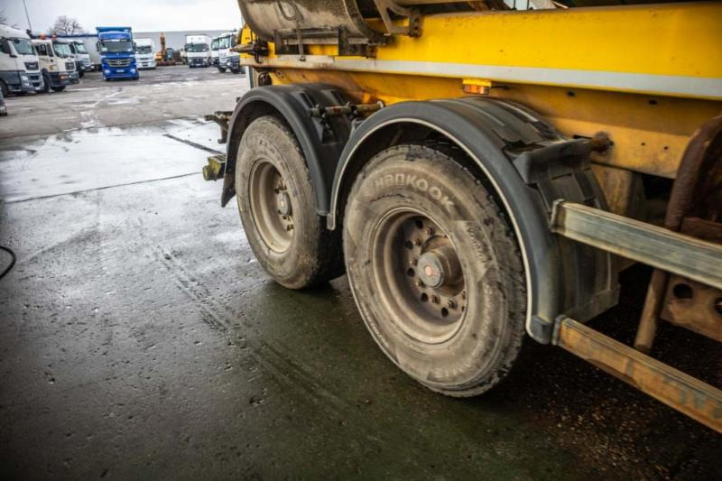 DE BUF BETON MIXER/MALAXEUR/MISCHER 12M3 - Semirremolque hormigonera: foto 5 DE BUF BETON MIXER/MALAXEUR/MISCHER 12M3 - Semirremolque hormigonera: foto 5