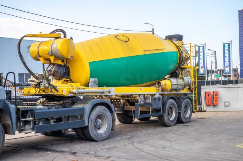 DE BUF BETON MIXER/MISCHER/MALAXEUR12M³ - Semirremolque hormigonera: foto 1 DE BUF BETON MIXER/MISCHER/MALAXEUR12M³ - Semirremolque hormigonera: foto 1