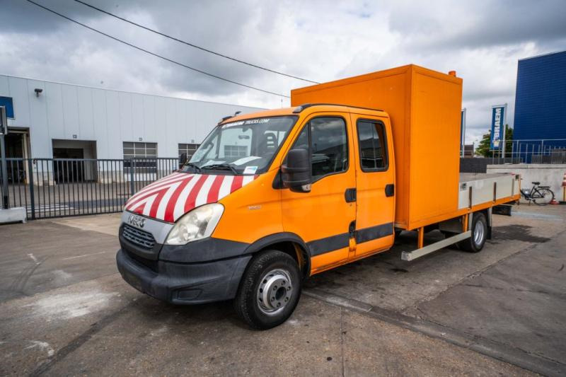 Iveco DAILY 70C17 - Furgoneta caja abierta: foto 1 Iveco DAILY 70C17 - Furgoneta caja abierta: foto 1