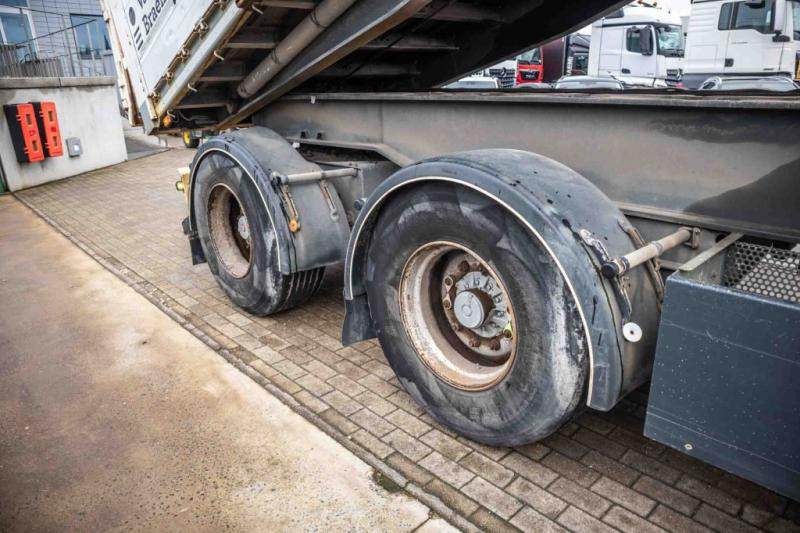 Kwb KIPPER + FASSI F245A/5X - Semirremolque volquete: foto 5 Kwb KIPPER + FASSI F245A/5X - Semirremolque volquete: foto 5