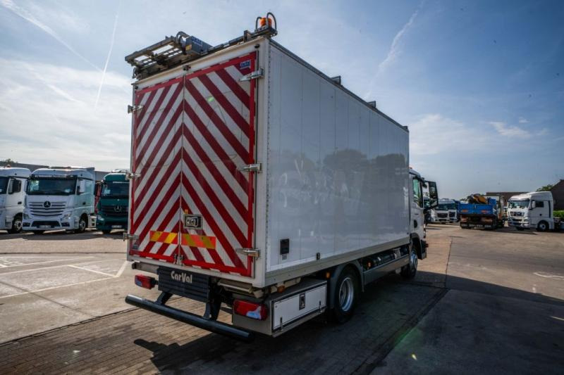 MAN TGL 10.190 BL - CARVAL INBOUW - Camión caja cerrada: foto 4 MAN TGL 10.190 BL - CARVAL INBOUW - Camión caja cerrada: foto 4