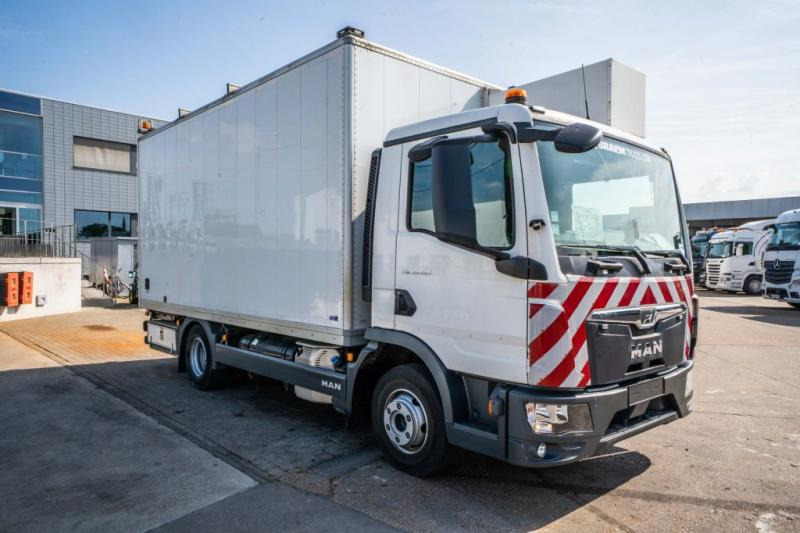 MAN TGL 10.190 BL - CARVAL INBOUW - Camión caja cerrada: foto 2 MAN TGL 10.190 BL - CARVAL INBOUW - Camión caja cerrada: foto 2