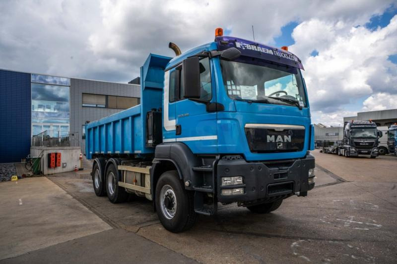 MAN TGS 26.400 BL 6X6H - TRACTOR / TIPPER - Camión volquete: foto 4 MAN TGS 26.400 BL 6X6H - TRACTOR / TIPPER - Camión volquete: foto 4