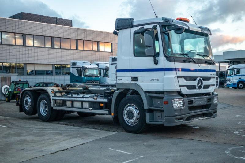 Mercedes ACTROS 2646 L-MP3 - Camión multibasculante: foto 4 Mercedes ACTROS 2646 L-MP3 - Camión multibasculante: foto 4