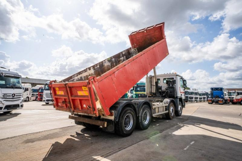 Mercedes ACTROS 3241 K -MP3-E5 - Camión volquete: foto 4 Mercedes ACTROS 3241 K -MP3-E5 - Camión volquete: foto 4