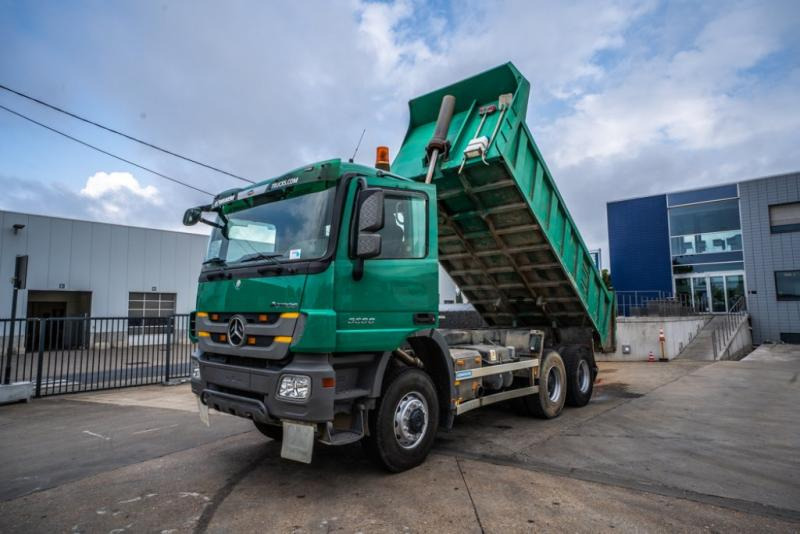 Mercedes ACTROS 3336 AK-MP3 - Camión volquete: foto 1 Mercedes ACTROS 3336 AK-MP3 - Camión volquete: foto 1