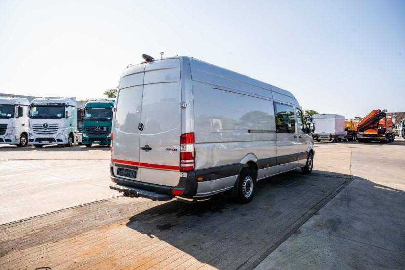 Mercedes Sprinter 319 CDI/3.5+6 p. - Furgón: foto 4 Mercedes Sprinter 319 CDI/3.5+6 p. - Furgón: foto 4
