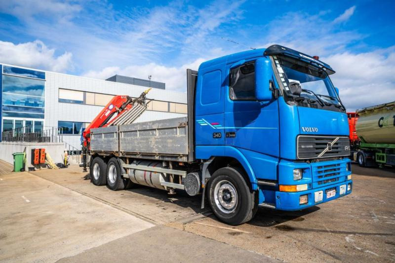 Volvo FH 12-340 - HMF 2420 K6 (2012) - Camión caja abierta, Camión grúa: foto 2 Volvo FH 12-340 - HMF 2420 K6 (2012) - Camión caja abierta, Camión grúa: foto 2