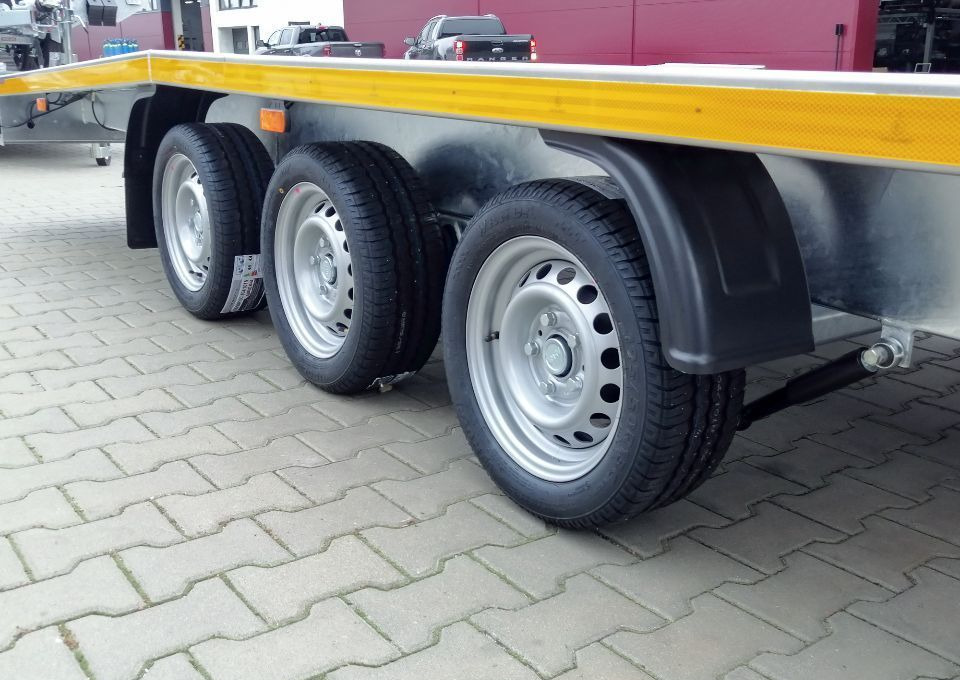 Besttrailers REBEL (JUPITER) - Remolque portavehículos: foto 3 Besttrailers REBEL (JUPITER) - Remolque portavehículos: foto 3