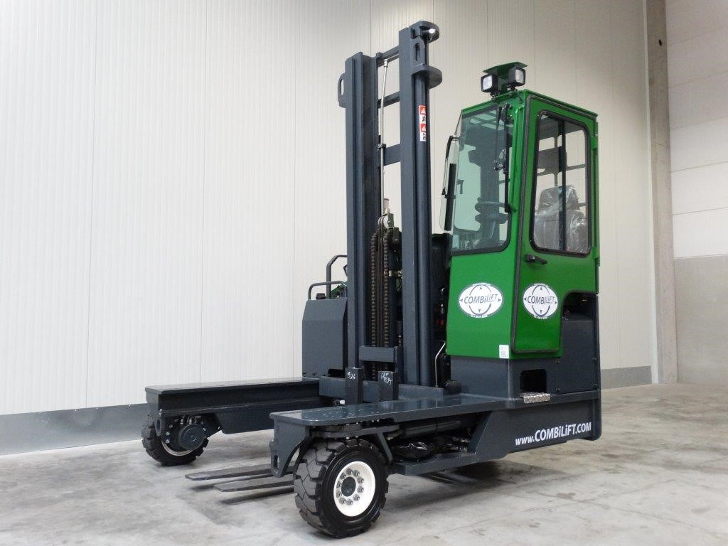 Combilift C4000 - TRIPLEX - Carretilla de 4 vías: foto 1 Combilift C4000 - TRIPLEX - Carretilla de 4 vías: foto 1