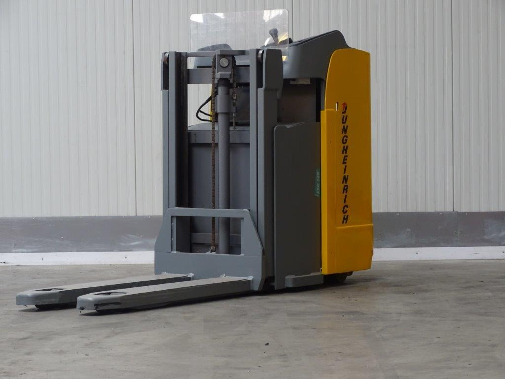 Apilador Jungheinrich ESD120: foto 1