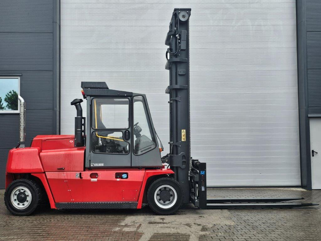 Kalmar DCF80-9 - Carretilla elevadora diésel: foto 4 Kalmar DCF80-9 - Carretilla elevadora diésel: foto 4