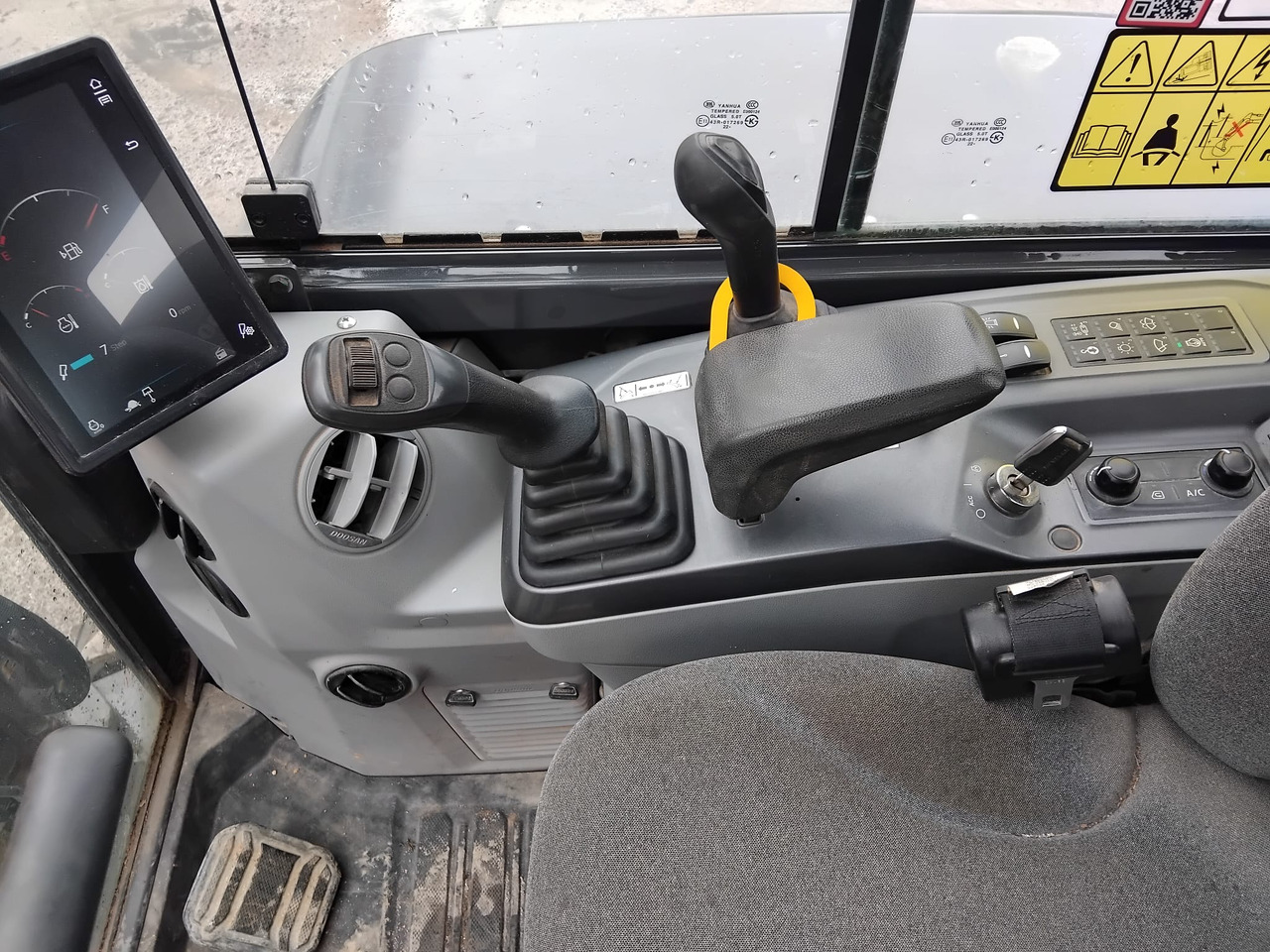 Miniexcavadora DEVELON DX50Z-7: foto 14 Miniexcavadora DEVELON DX50Z-7: foto 14