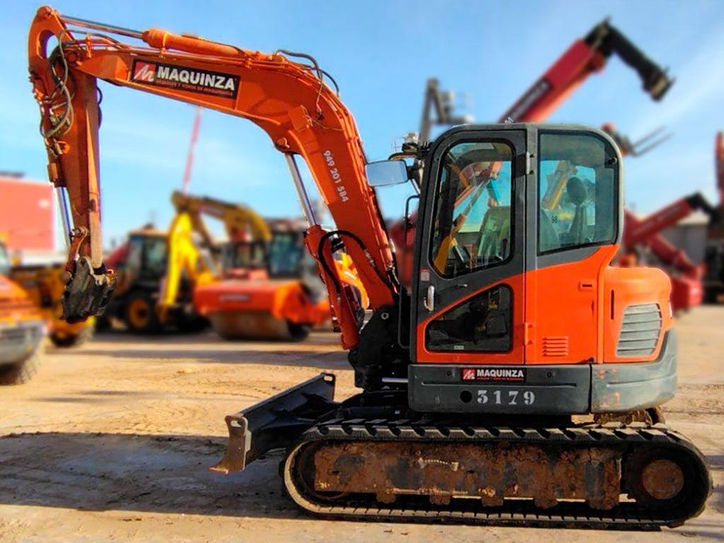 DOOSAN DX85R-3 - Miniexcavadora: foto 1 DOOSAN DX85R-3 - Miniexcavadora: foto 1