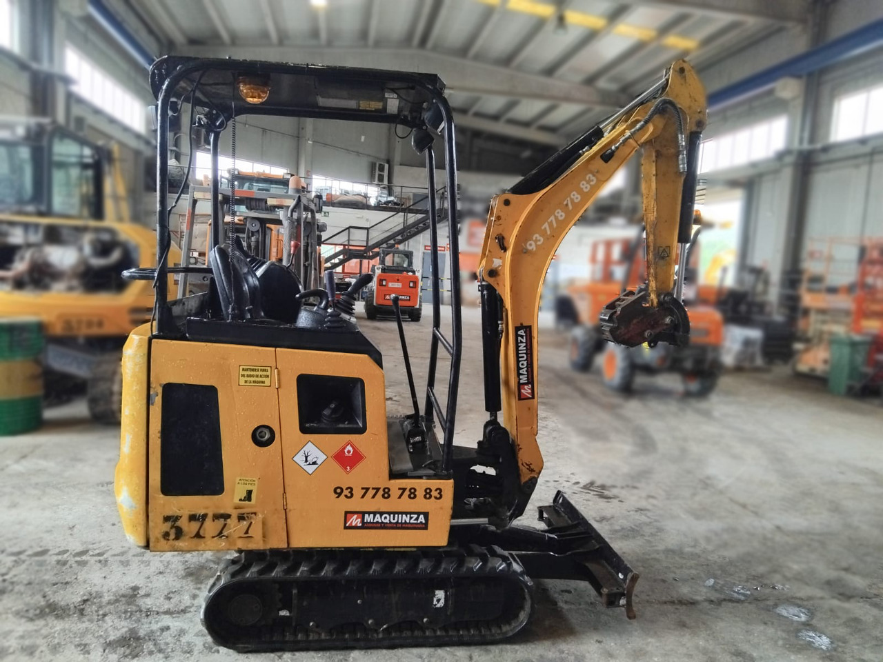 JCB 15C - Miniexcavadora: foto 2 JCB 15C - Miniexcavadora: foto 2