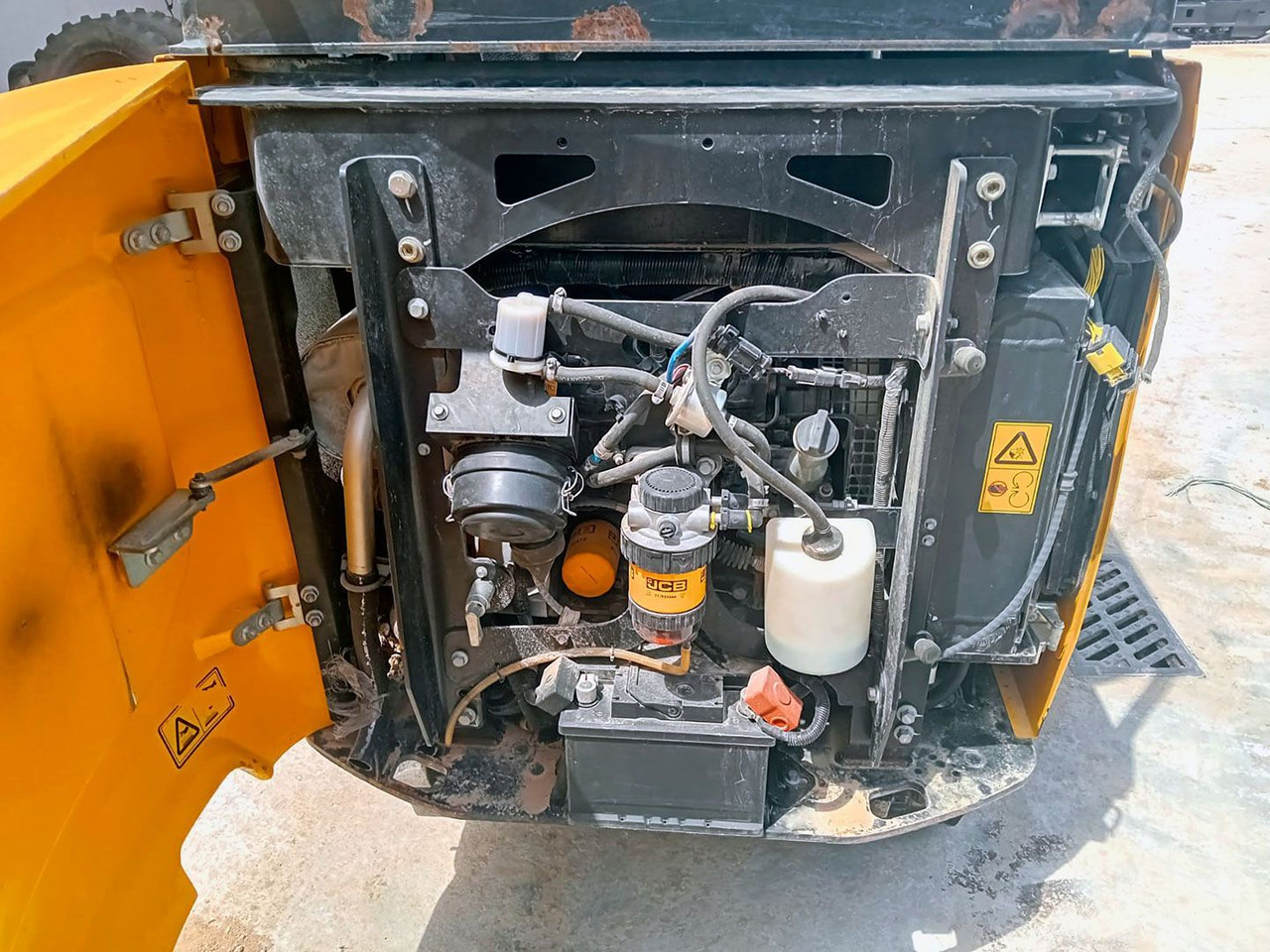 Leasing para  JCB 15C JCB 15C: foto 12