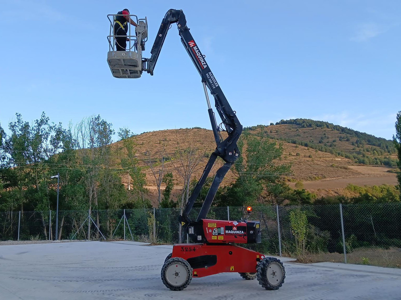 MANITOU MAN GO 12 - Plataforma articulada: foto 5 MANITOU MAN GO 12 - Plataforma articulada: foto 5
