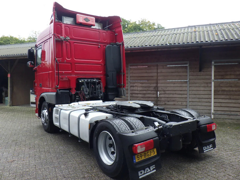 DAF XF 440 8 Tons vooras / Standairco / Standkachel - Cabeza tractora: foto 4 DAF XF 440 8 Tons vooras / Standairco / Standkachel - Cabeza tractora: foto 4