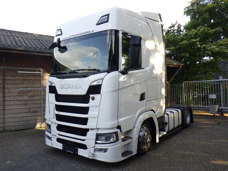 Scania S410 Mega / Retarder / 50.000 GVW - Cabeza tractora: foto 1 Scania S410 Mega / Retarder / 50.000 GVW - Cabeza tractora: foto 1