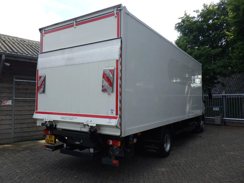 Volvo FL 12 240 Euro 5 EEV/ 6 Cil. - Camión caja cerrada: foto 3 Volvo FL 12 240 Euro 5 EEV/ 6 Cil. - Camión caja cerrada: foto 3