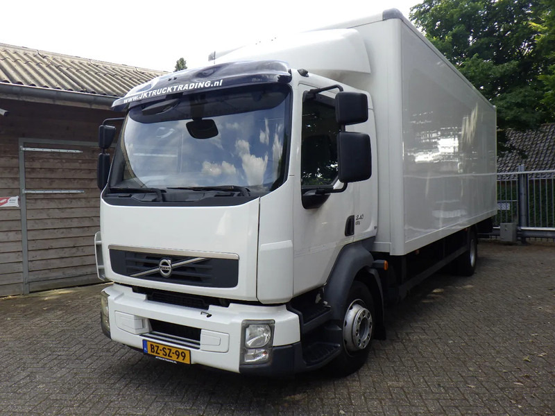 Volvo FL 12 240 Euro 5 EEV/ 6 Cil. - Camión caja cerrada: foto 1 Volvo FL 12 240 Euro 5 EEV/ 6 Cil. - Camión caja cerrada: foto 1