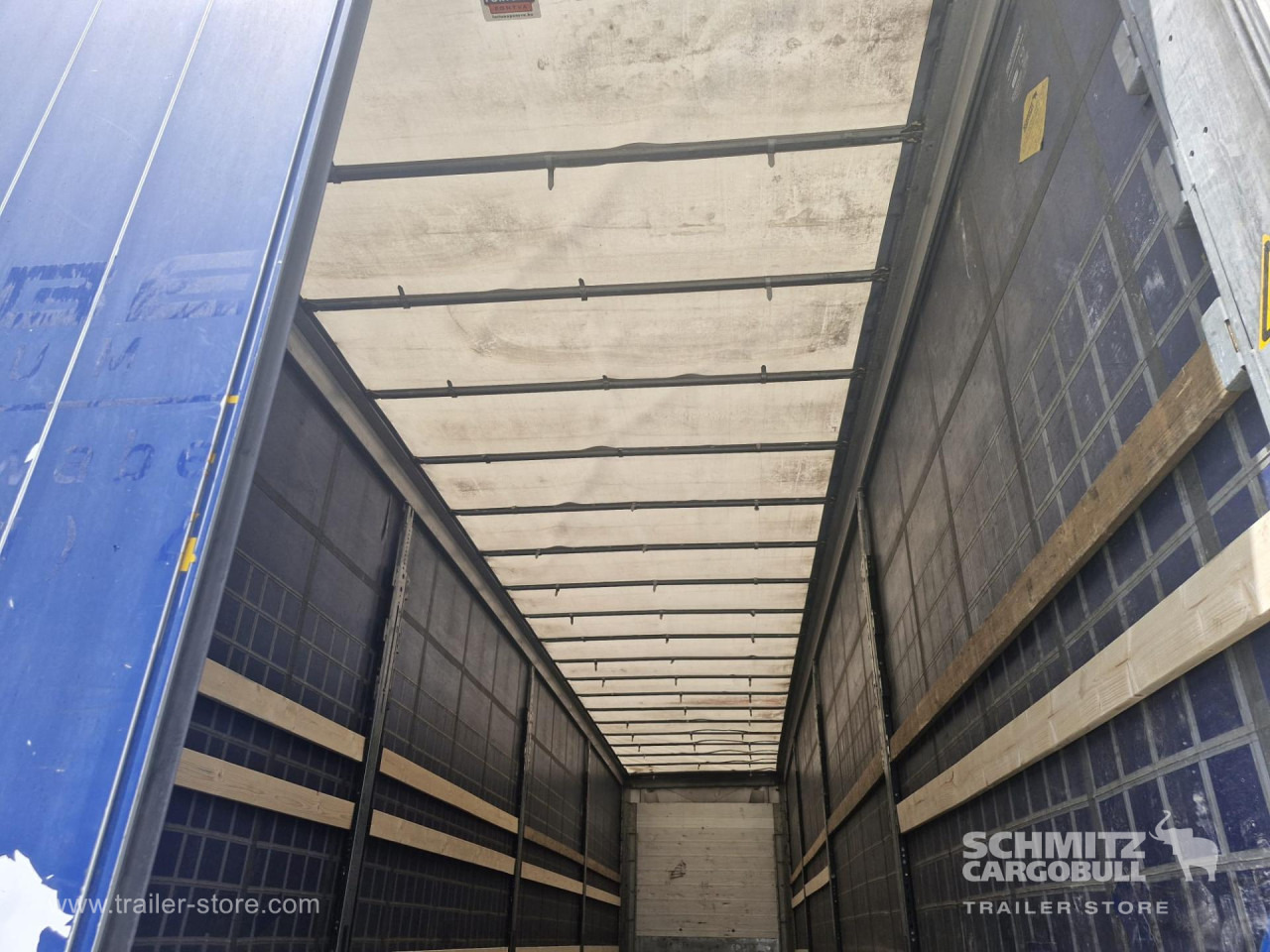 SCHMITZ Curtainsider Varios - Semirremolque lona: foto 3 SCHMITZ Curtainsider Varios - Semirremolque lona: foto 3