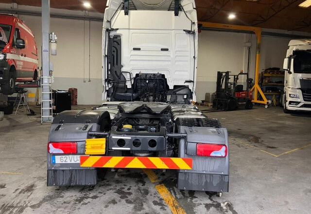 MAN TGX 18.500 4X2 BLS - Cabeza tractora: foto 5 MAN TGX 18.500 4X2 BLS - Cabeza tractora: foto 5