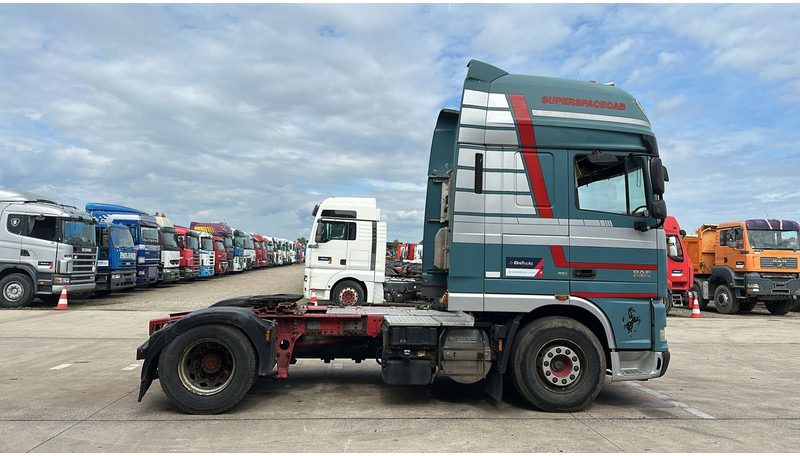 DAF 105 XF 460 (BOITE MANUELLE / MANUAL GEARBOX / RETARDER) - Cabeza tractora: foto 3 DAF 105 XF 460 (BOITE MANUELLE / MANUAL GEARBOX / RETARDER) - Cabeza tractora: foto 3