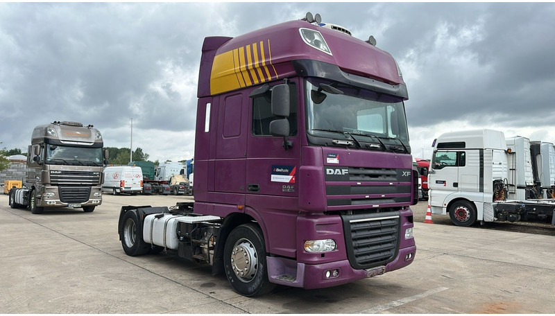 DAF XF 105.460 (BOITE MANUELLE / MANUAL GEARBOX / GOOD CONDITON) - Cabeza tractora: foto 3 DAF XF 105.460 (BOITE MANUELLE / MANUAL GEARBOX / GOOD CONDITON) - Cabeza tractora: foto 3