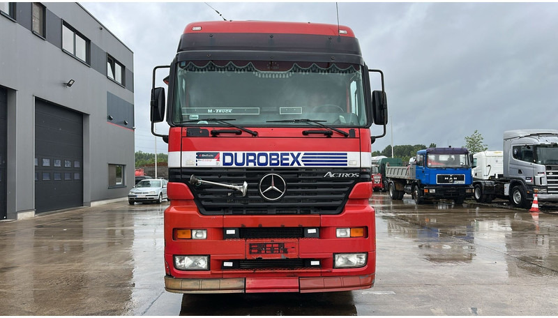 Mercedes-Benz Actros 1840 (EPS / GRAND PONT / V6 / BIG AXLE / 3 PEDALES) - Cabeza tractora: foto 2 Mercedes-Benz Actros 1840 (EPS / GRAND PONT / V6 / BIG AXLE / 3 PEDALES) - Cabeza tractora: foto 2