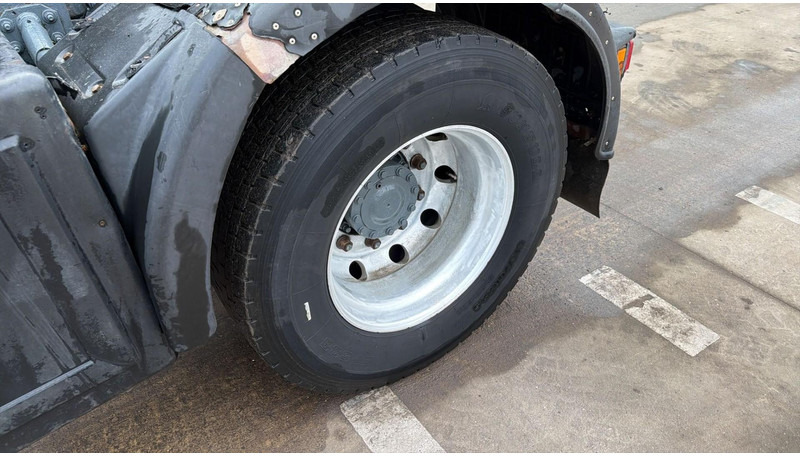 Cabeza tractora Renault Magnum 400 (BOITE MANUELLE / MANUAL GEARBOX): foto 9 Cabeza tractora Renault Magnum 400 (BOITE MANUELLE / MANUAL GEARBOX): foto 9